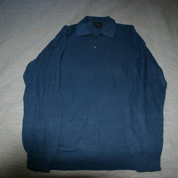 This is a Jos A Bank Blue 100% Silk Polo. It is an XL and feels amazing on. - Picture 3 of 3